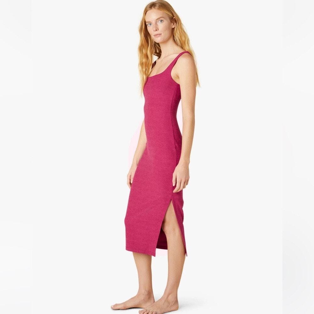 Beyond Yoga Spacedye Icon MIDI Dress in Magenta